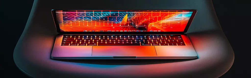 How to buy a suitable matrix and replace it in your laptop?