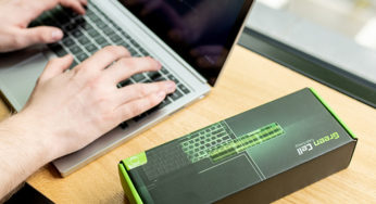 How long should the battery last in the laptop?
