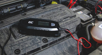 How to connect a charger to a car battery?