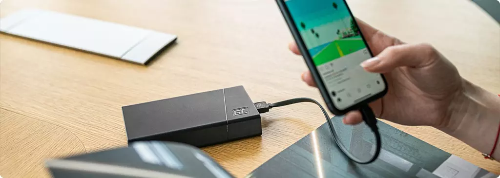 How to properly charge a new phone?