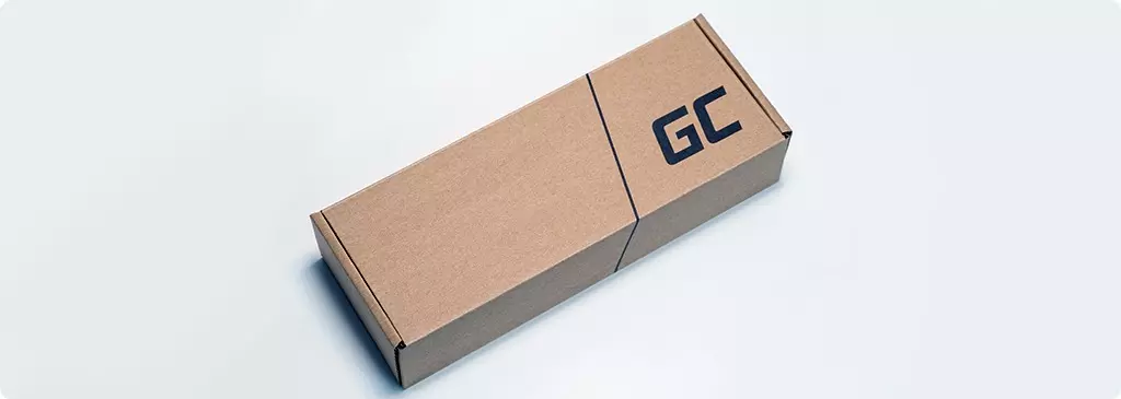 Laptop batteries and power supplies in eco-boxes