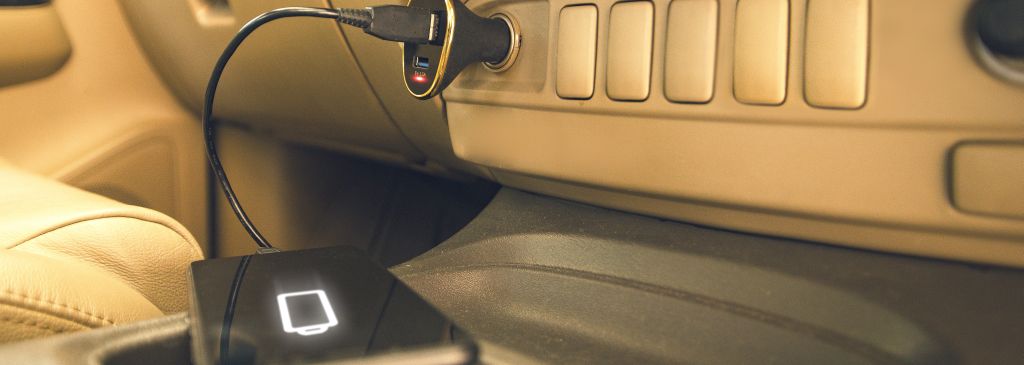 How to choose a car phone charger?
