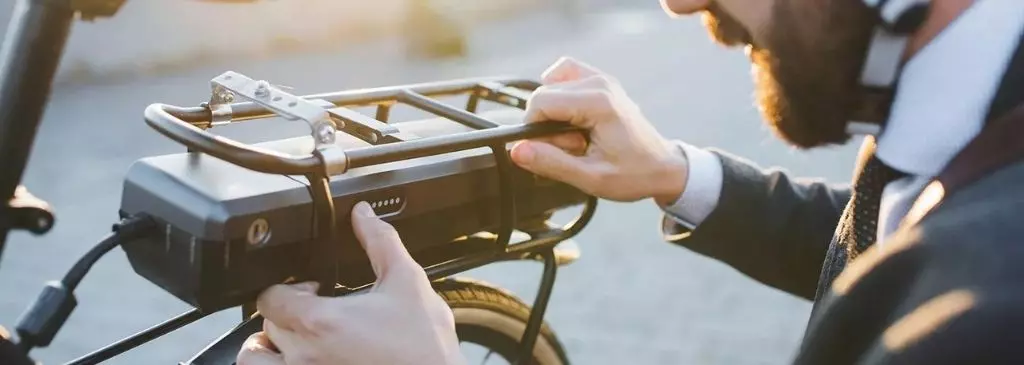 How does an e-bike work?