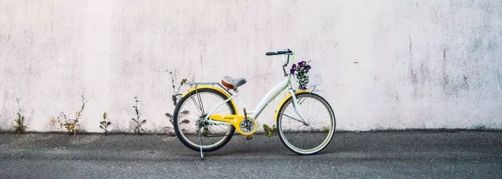how does an e-bike work